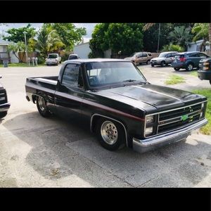 Meet your Posher, Charles